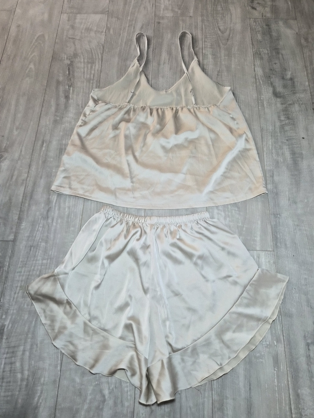 Silk-Feel Cream Cami & Ruffle Short Sleep Set Large - Picture 5 of 7